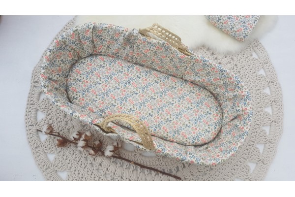 Luxury Moses Basket Dressed with Liberty Cotton. (4)